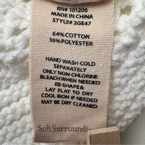 Soft Surroundings Open Knit Cropped Cardi Cardigan Size M White One-Button Front - Picture 10 of 10